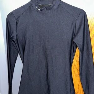 Women's Under Armor Cold Gear Long Sleeve